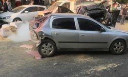 Freni boşalan TIR önüne ne geldiyse ezdi