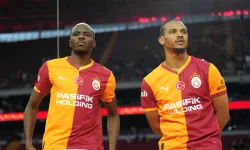 Osimhen ve Sane taraftarın önünde imza attı