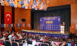 AK Parti Kahramanmaraş’ta geleceğin yol haritasını belirledi