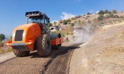 Dulkadiroğlu'nda yol seferberliği sürüyor