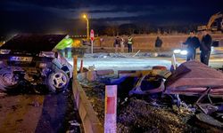 Kahramanmaraş'ta kazada Fiat Tofaş ikiye ayrıldı: 2 yaralı