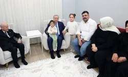 Erdoğan ve Devlet Zirvesi depremzede ailenin evinde