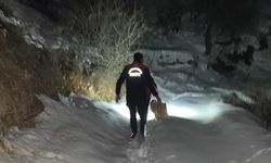 Kahramanmaraş’ta kar esareti itfaiyeden erzak desteği