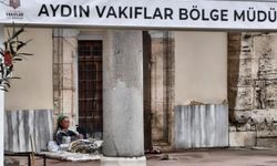 Sosyal yardımı reddetti camiden ayrılmıyor