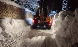 Kahramanmaraş’ta kar alarmı: Büyükşehir 7/24 sahada