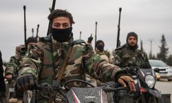 Suriye ordusu ilerlemeye devam ediyor! Terör örgütü SDG'nin çekildiği Deir Hafer'de kontrol sağladı