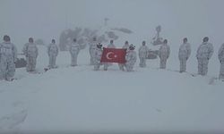 İzmir’de örüldü, Sınırda ısıttı: Komandolara 200 bere