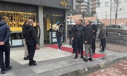 Şanlıurfa'da altınları gasp ettiler, polise ateş açıp kaçtılar