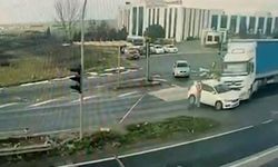 Tekirdağ’da kırmızı ışık ihlalinin kazayla sonuçlandığı anlar kamerada