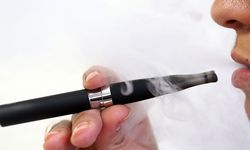 Uzmanından elektronik sigara uyarısı: "Bu likitlerin içerisinde her türlü madde var"