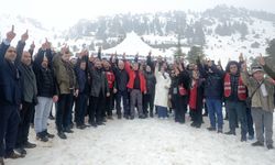 17 yıl sonra aynı noktada: Keş Dağı’nda hüzünlü anma