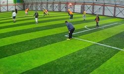 Halı saha maçında kalbine yenik düştü: O anlar kamerada