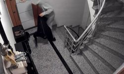 Kapısı açık apartmana girdi: 8 çift ayakkabı çaldı