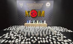 Kahramanmaraş'ta KOM’dan peş peşe baskın! Kaçak telefon ve 11 bin makaron yakalandı