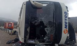 Konya’da yolcu otobüsü devrildi: 15 yaralı