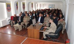Kahramanmaraş’ta muhtarlara güvenlik eğitimi
