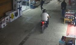 Alışveriş ortasında kabus: Motosiklet çarpıp kaçtı