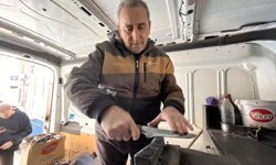 Kasaplar da sıraya girdi! Gezgin bıçakçıya bayram akını