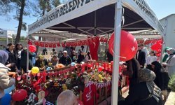 Çocuk Bayramında en büyük acı: Miniklerin mezarı ziyaret edildi