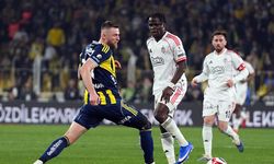 Zafer 90+11'de geldi! Dev derbide kazanan Fenerbahçe