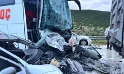 Kahramanmaraş trafiği durdu: 13 araçlık kazada 2’si ağır 10 yaralı