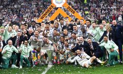 Aston Villa İstanbul'da UEFA Avrupa Ligi şampiyonu oldu