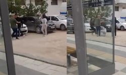 Afyonkarahisar'da kızların kavgasını ayıran vatandaşlara bıçakla saldırdı