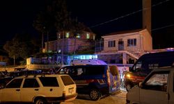 Camiye bıçakla girdi: Hedefindeki imam kurtuldu