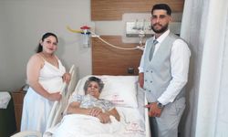 "Önce Annemin Duasını Almalıyım" dedi nikah öncesi herkesi ağlatan ziyaret