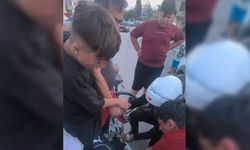Kahramanmaraş’ta ayağı bisiklete sıkışan çocuk, polis tarafından kurtarıldı