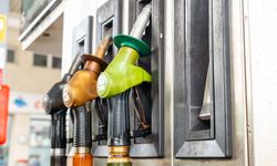 Akaryakıtta fırtına dinmiyor! Motorinden sonra benzine de zam geliyor