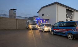 Kahramanmaraş'ta cezaevi kapısında pusulu saldırı: Saniyeler içinde can verdi!
