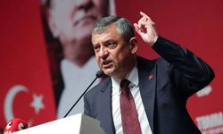 CHP'den istifa eden Özgür Özel YENİ Parti'nin logosunu paylaştı