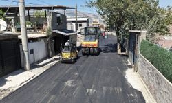 Depremde bozulan Gençosman yollarına asfalt dokunuşu