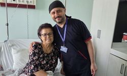 Kahramanmaraş'ta duygusal buluşma! Emekli öğretmene eski öğrencisi şifa oldu