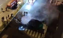 Kayseri’de şarjda olan elektrikli araç alev aldı: Ekipler müdahale ederken patladı