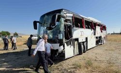 Kütahya'da yolcu otobüsü devrildi: Çok sayıda yaralı var