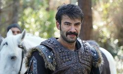 Asırlık Gece Ömer Halisdemir'i kim oynuyor? Rüzgar Aksoy kimdir, kaç yaşında ve hangi dizilerde rol aldı?