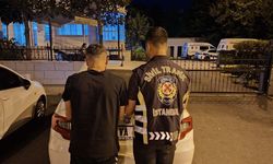 Aracın kapısını açamayınca lastikleri bıçakladı! Trafik magandasına ceza yağdı