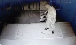 Cami cami gezen ayakkabı hırsızı yakalandı!