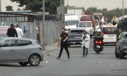 Fatih'te polise bıçaklı saldırı girişimi: Vurularak yakalandı