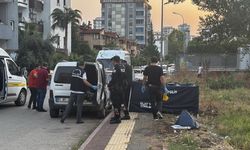 İş yerinde dehşet: Baba ve oğlu öldü, Anne yaralandı