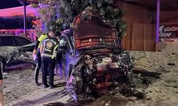 Dönüş yapmak isteyen otomobile jip çarptı! İki güvenlik görevlisinden acı haber