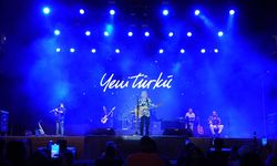 Kahramanmaraş Ağustos Fuarı'nda Yeni Türkü rüzgarı esti: KAFUM'da coşkulu gece
