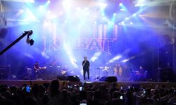 Kubat’tan KAFUM’da unutulmaz gece: Fuar alanı coştu