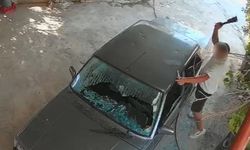 Mersin'de kadın sürücünün aracına satırlı saldırı: Şüpheli jandarmaya teslim oldu