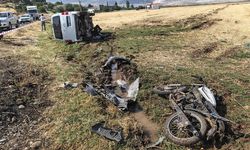 Kahramanmaraş’ta acı kaza: Minibüsle çarpışan motosikletli kurtarılamadı