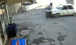 Motosiklet otomobille çarpıştı: Sürücü metrelerce savruldu