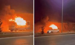 Kahramanmaraş'ta Kuzey Çevre Yolu'nda park halindeki sürücü kursu otobüsü alev alev yandı