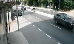 Yayaya çarpmamak için direksiyonu kırdı, kaza böyle geldi!